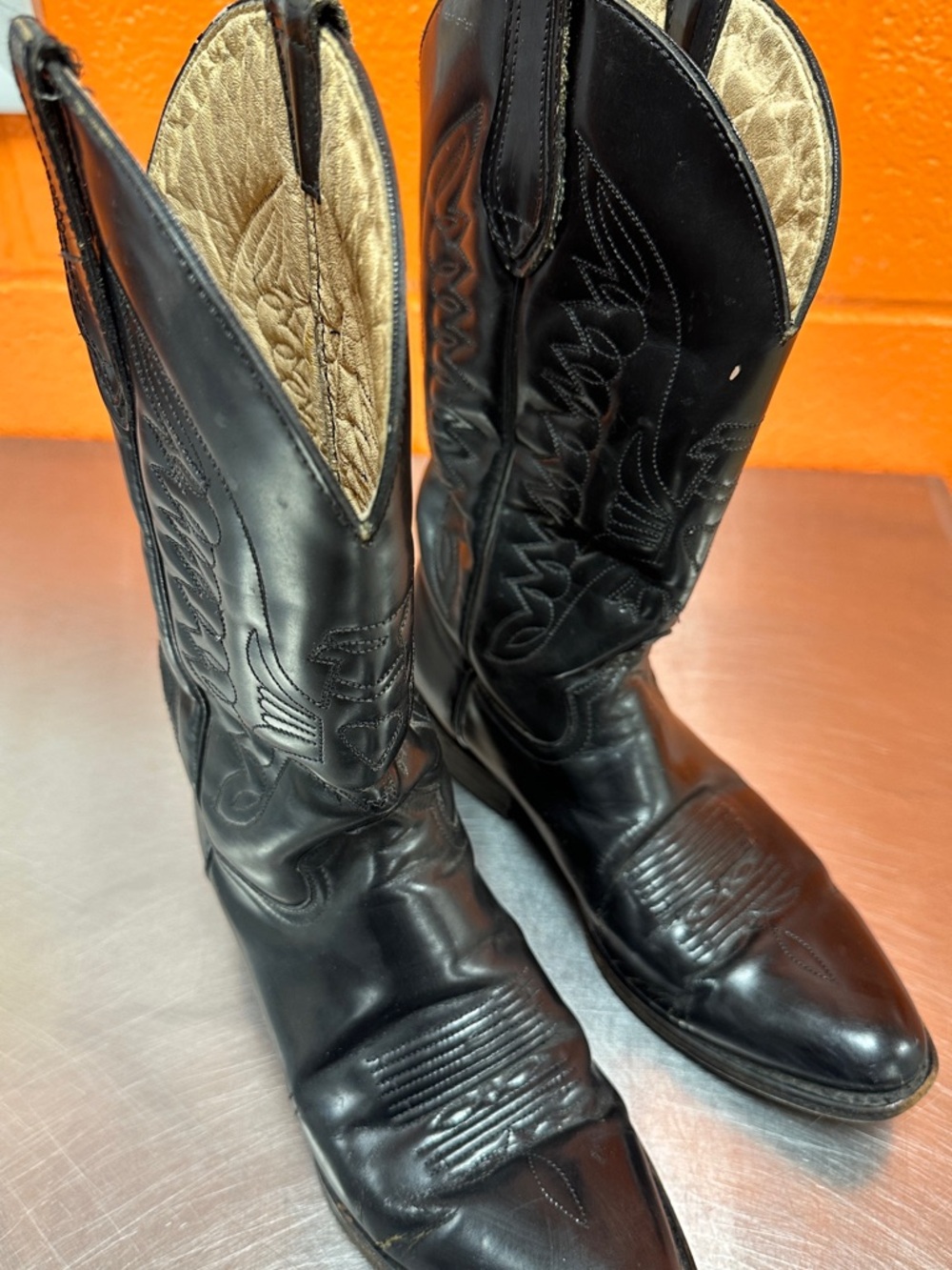 Black Leather Romero Brothers Cowboy Boots Size Men’s 7 / Women’s 9